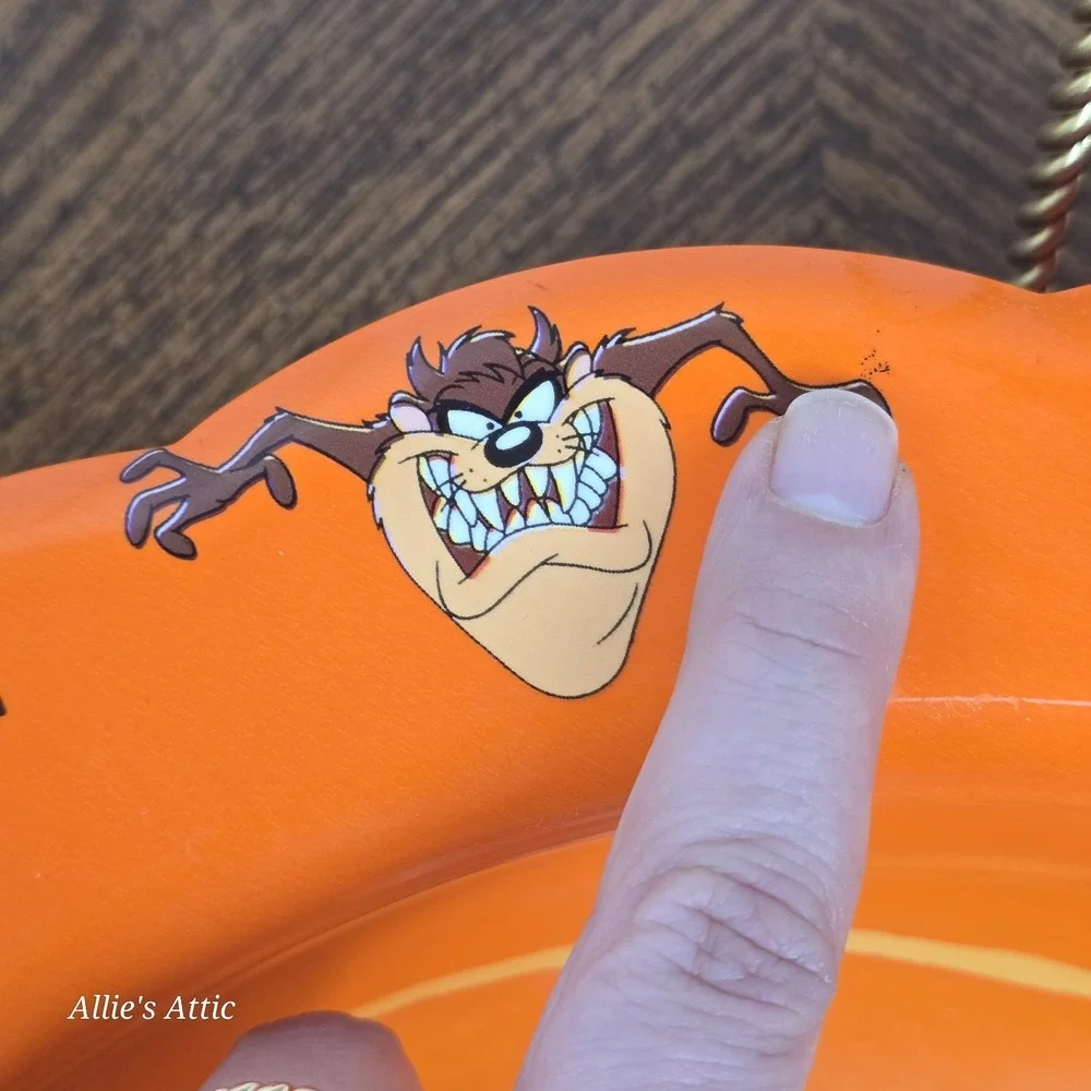 Looney Tunes Halloween Candy‎ Plastic Bowl Dish Decor Vintage Bugs Taz Tweety